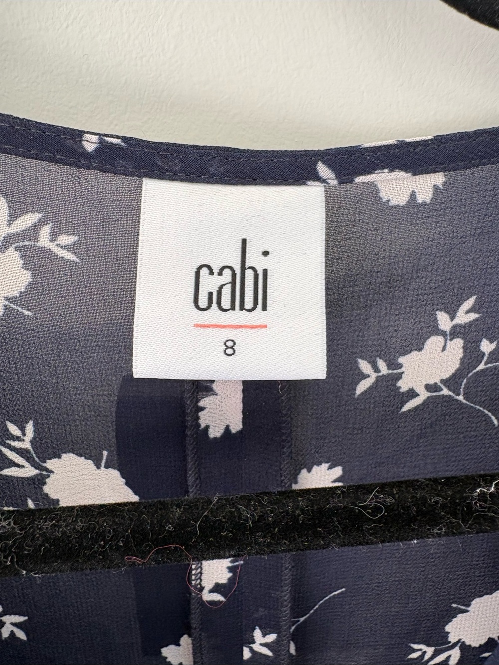 CAbi Navy and White Floral Midi Dress Summer Flowy Office Peasant Boho Size 8 - Picture 3 of 3